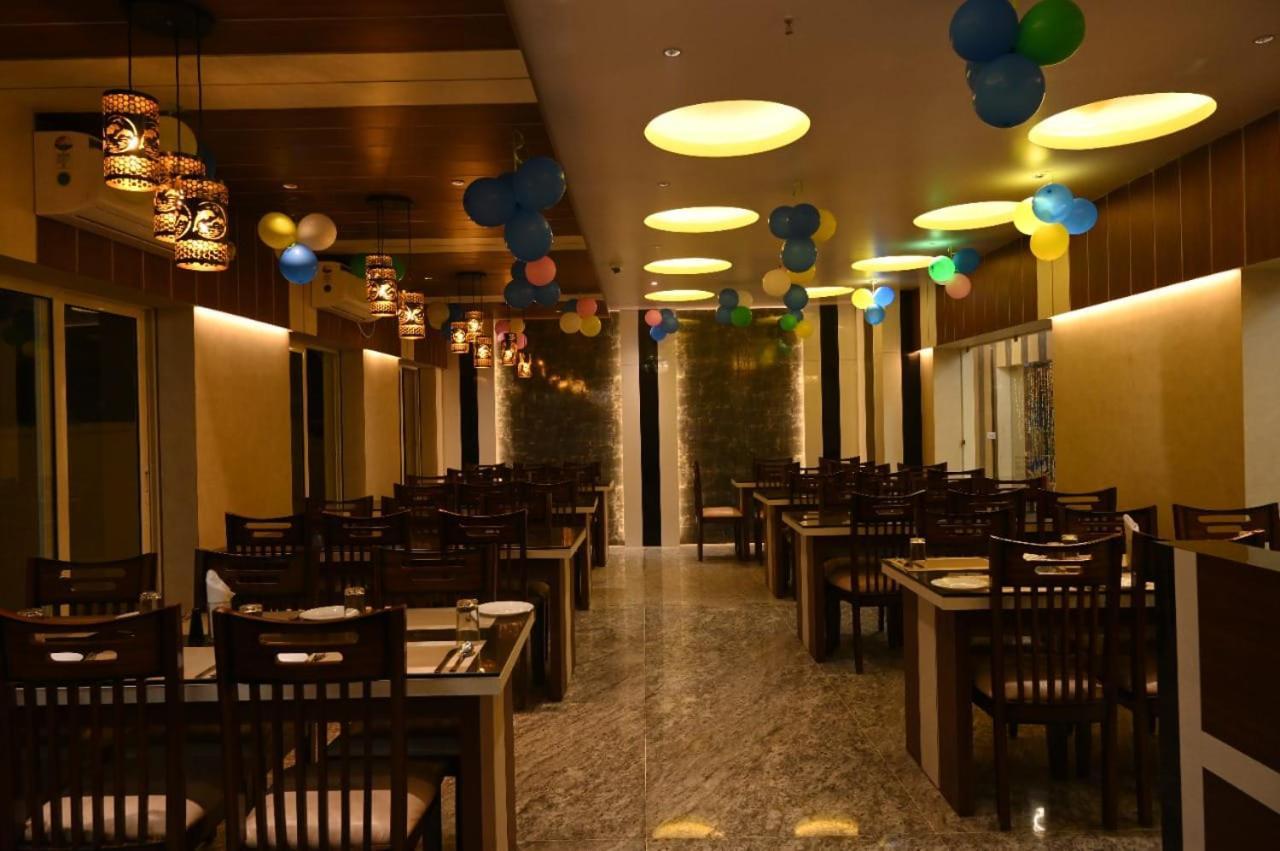 Hotel Mannat International Дігха Екстер'єр фото