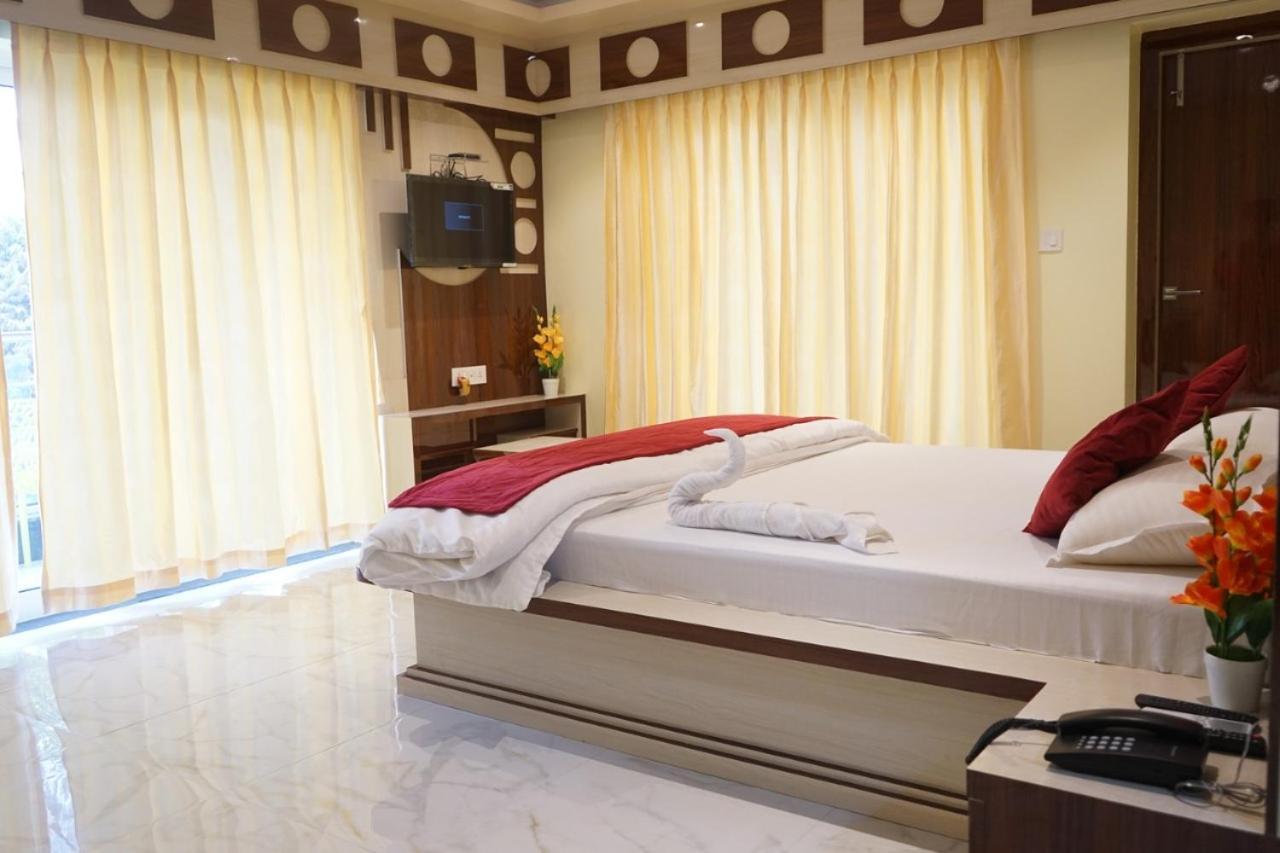 Hotel Mannat International Дігха Екстер'єр фото